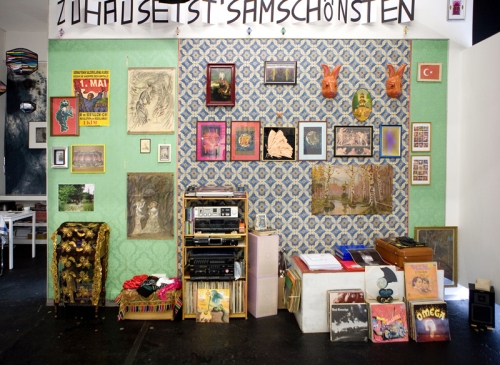 Reinhard Wilhelmi: THEWALLFEATURINGDASTSCHINGTATARATIERENDEOMEGAHELGASABINAVITEKIRMAGOLDREGENREINHARDMARIAWILHELMINAANTONIAWALBURGAENEREISEINDENHADESSABRINAGR?FINPERACDEMONTELOUSEMARZIPANDIEBEOBACHTUNGSSTATIONDAVIDSERGEJDASDISKUSSIONSFORUMDERANTINATIONALE